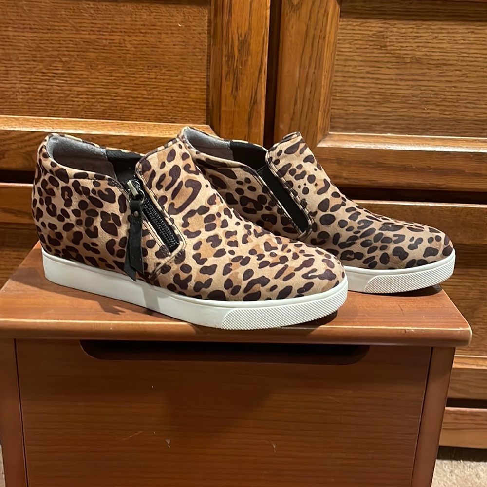 Dr. Scholl’s Animal Print Ankle Sneaker Booties 6.5